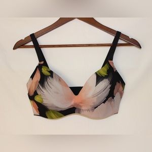 Knix Floral Print WingWoman Wireless Bra Size 4 - 32C 32D 34C 34 D